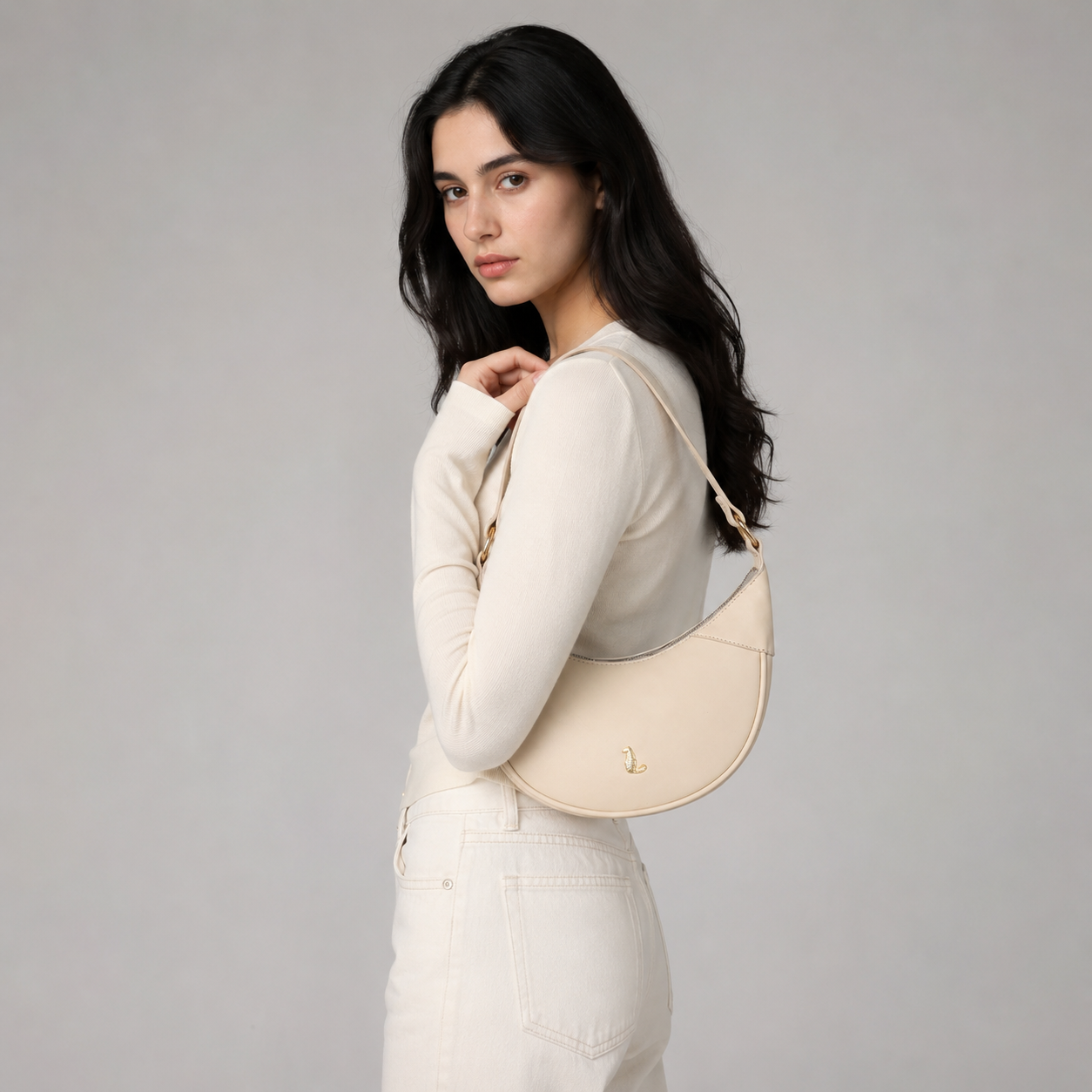 CLARA OFF WHITE