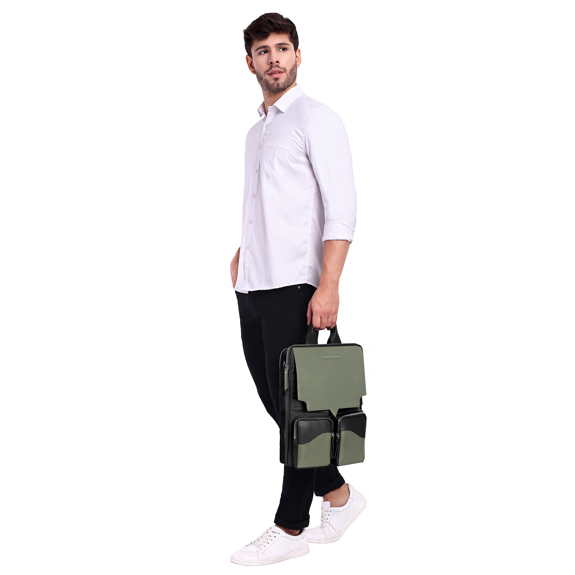 TAGGING ON LUGGAGE VEST BLACK & GREEN