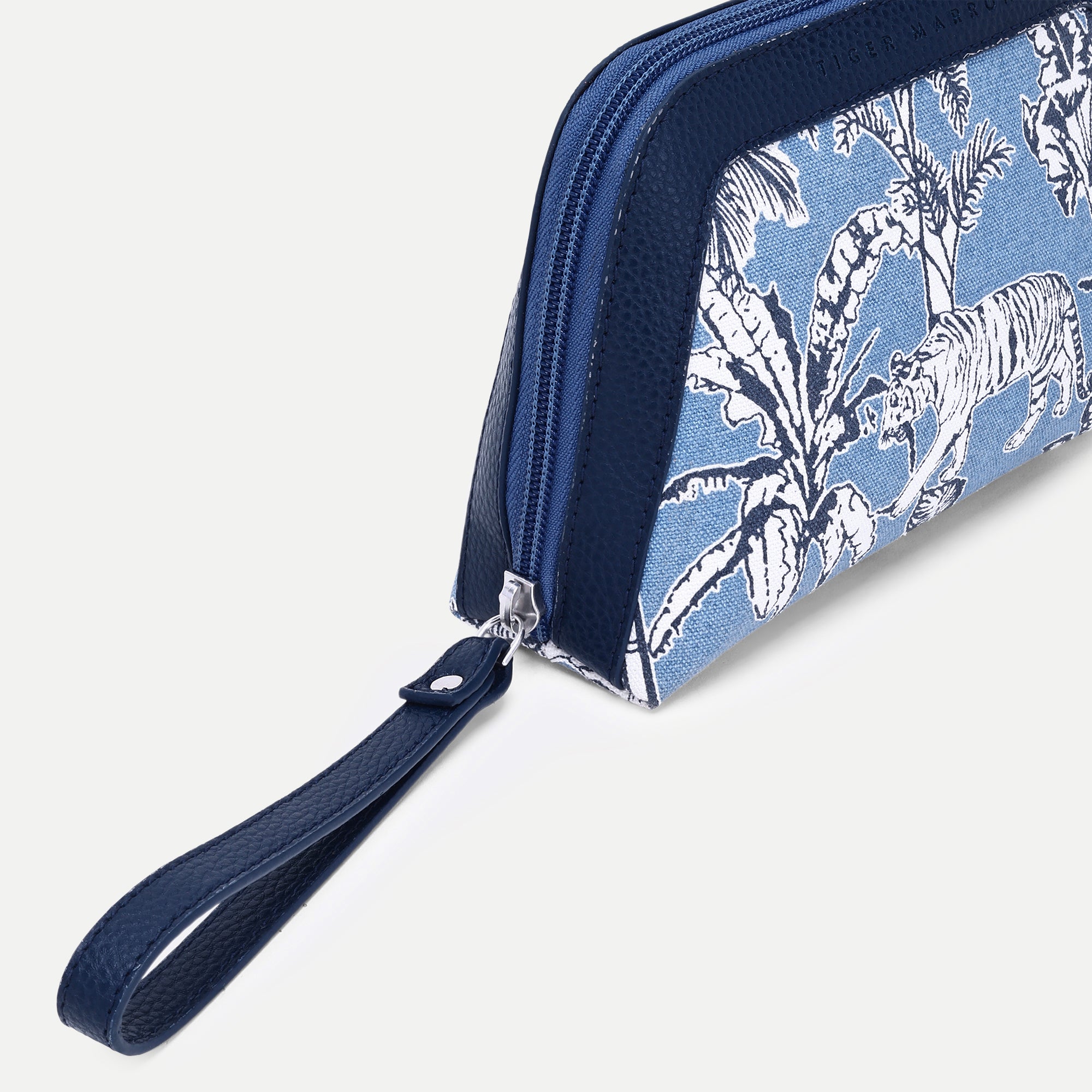 AZURETTE BLUE