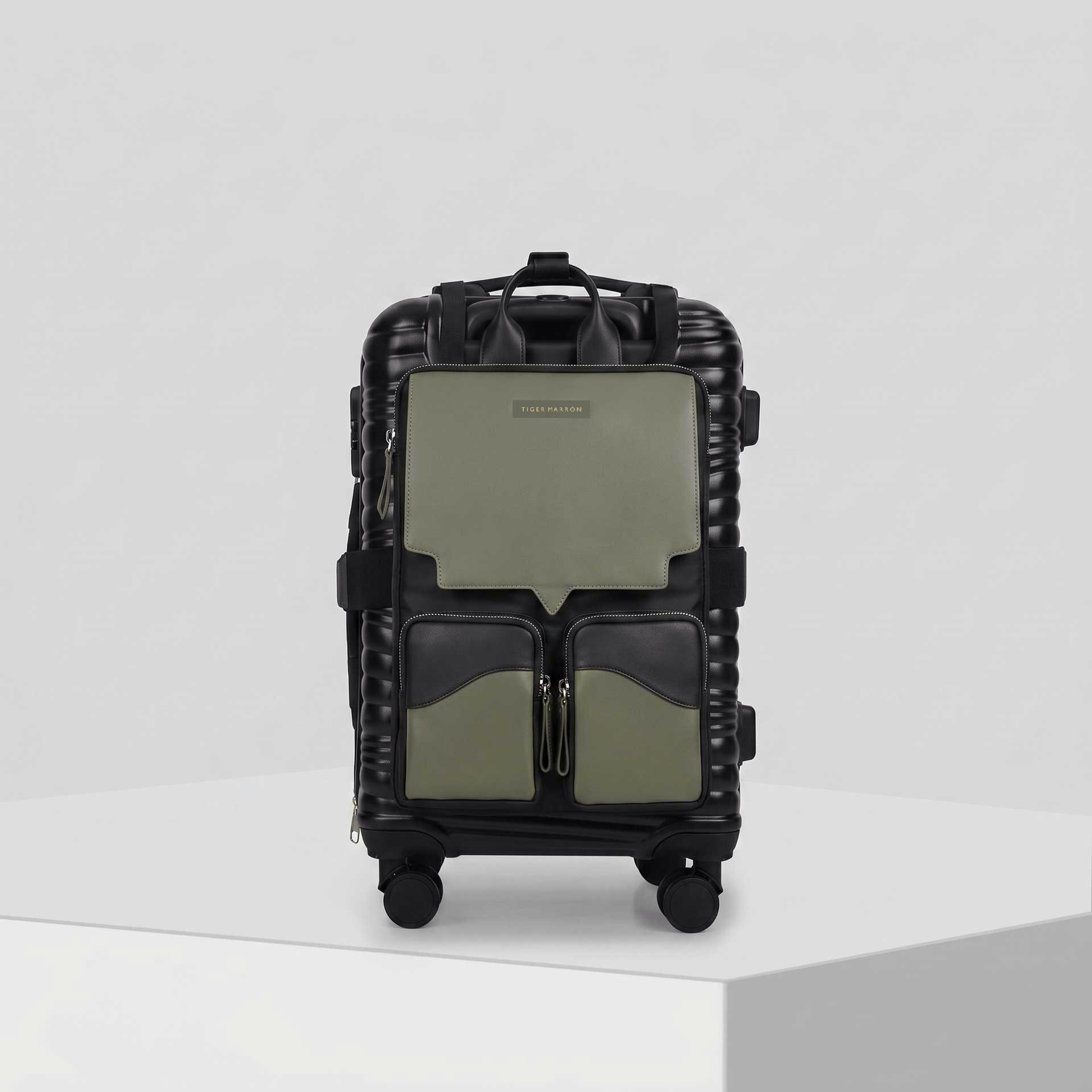 TAGGING ON LUGGAGE VEST BLACK & GREEN