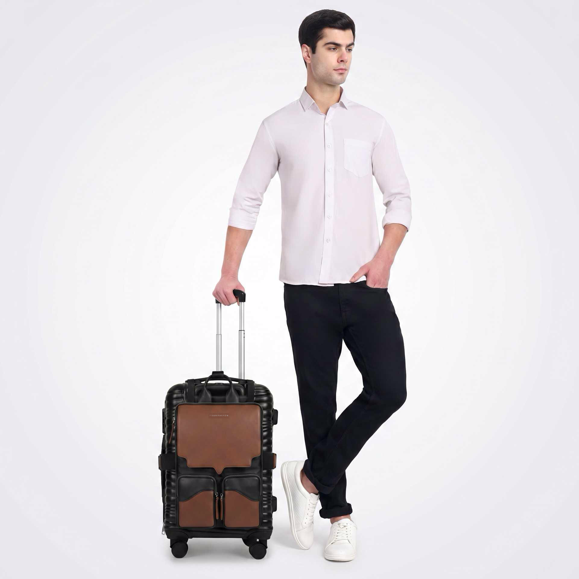 TAGGING ON LUGGAGE VEST BLACK & BROWN